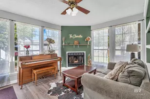 407 E Myrtle Ave, Foley, AL 36535 - Photo 10