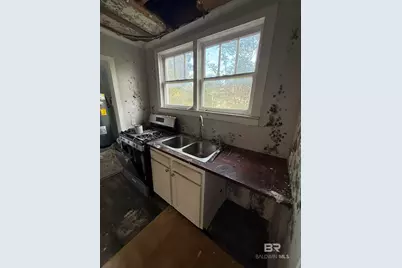 352 S Ann Street, Mobile, AL 36604 - Photo 10