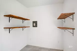 3050 Meadow Ln, Mobile, AL 36618 - Photo 14