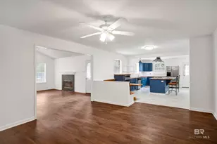 3050 Meadow Ln, Mobile, AL 36618 - Photo 8