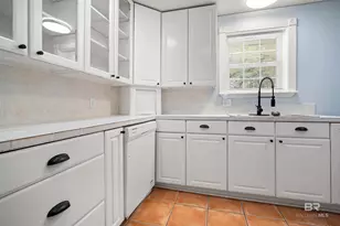 2214 S Hillwood Dr, Mobile, AL 36605 - Photo 10