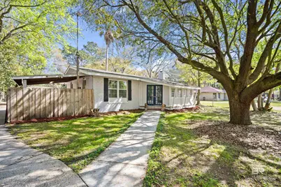 2214 S Hillwood Drive, Mobile, AL 36605 - Photo 2