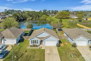 13927 Shea Cir, Foley, AL 36535 - Photo 2