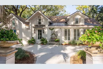 59 N Summit Street, Fairhope, AL 36532 - Photo 1