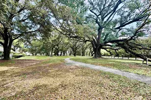 135 Mulberry Ln, Fairhope, AL 36532 - Photo 38