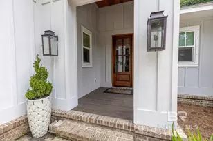 135 Mulberry Ln, Fairhope, AL 36532 - Photo 2