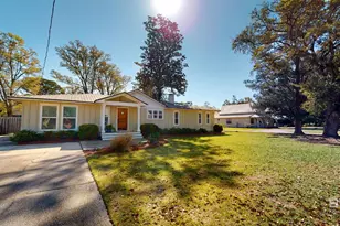 252 N Ingleside St, Fairhope, AL 36532 - Photo 2