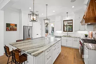 152 Pinecrest Ln, Fairhope, AL 36532 - Photo 2