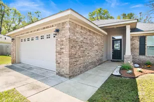 944 Parliament Ct, Mobile, AL 36695 - Photo 2