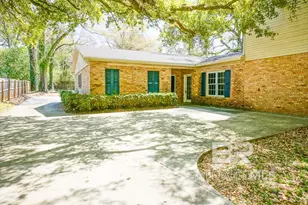 255 Suffolk Rd, Mobile, AL 36608 - Photo 4