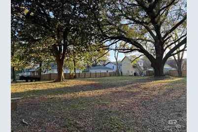 208 Oswalt Street, Fairhope, AL 36532 - Photo 2