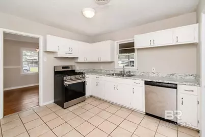 70 Picardy Street, Mobile, AL 36607 - Photo 6