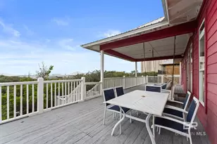 8888 Dolphin Ln, Gulf Shores, AL 36542 - Photo 4