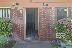 2207 Roberta Dr, Mobile, AL 36617 - Photo 2