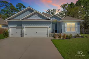 1262 Holland St, Gulf Shores, AL 36542 - Photo 2