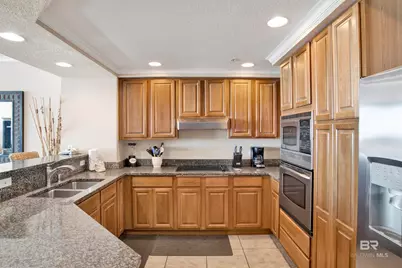 527 E Beach Boulevard #302, Gulf Shores, AL 36542 - Photo 4