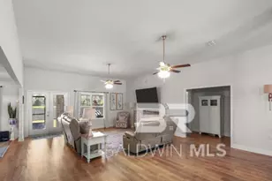 11926 Hons Dr, Fairhope, AL 36532 - Photo 4