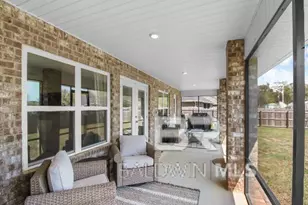 11926 Hons Dr, Fairhope, AL 36532 - Photo 4