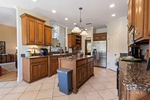 8718 Lake View Dr, Fairhope, AL 36532 - Photo 14