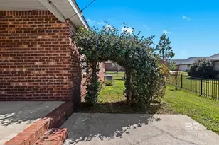 504 Charing Cross St, Fairhope, AL 36532 - Photo 40