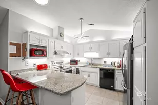 2146 Club House Dr, Lillian, AL 36549 - Photo 8