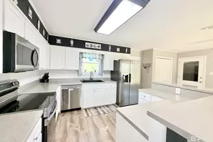 22121 Nelson St, Robertsdale, AL 36567 - Photo 6