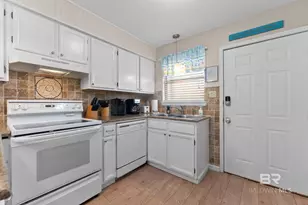 728 W Beach Blvd, Gulf Shores, AL 36542 - Photo 6