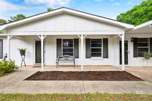 415 Rosa Ave, Fairhope, AL 36532 - Photo 2