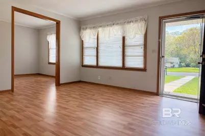 402 N Forest Hill Drive, Brewton, AL 36426 - Photo 2