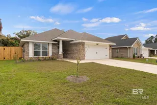 692 Mayflower Dr, Foley, AL 36535 - Photo 2