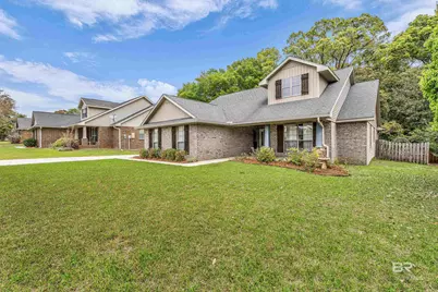 106 Southwark Avenue, Fairhope, AL 36532 - Photo 2