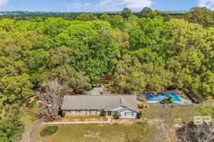 10207 Plantation Dr, Daphne, AL 36526 - Photo 14