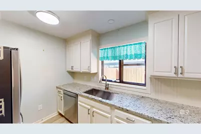 2901 Grant Street #902, Mobile, AL 36606 - Photo 6