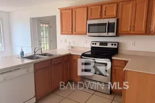 8815 Gryder St, Foley, AL 36535 - Photo 6