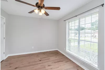 958 Henckley Avenue, Mobile, AL 36609 - Photo 24