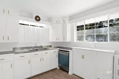 3321 Fairfield Road, Mobile, AL 36605 - Photo 4