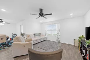 10996 Animal Kingdom Wy, Daphne, AL 36526 - Photo 14