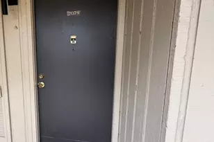 2079 N Seacliff Dr, Daphne, AL 36526 - Photo 2