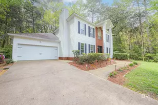 679 Ridgewood Dr, Daphne, AL 36526 - Photo 4