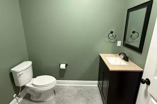 6056 Sussex Dr, Mobile, AL 36608 - Photo 8