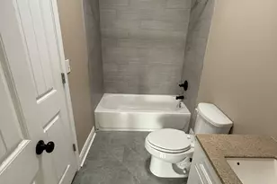 6056 Sussex Dr, Mobile, AL 36608 - Photo 10