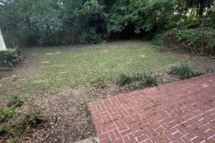 1429 Forestdale Dr, Mobile, AL 36618 - Photo 14