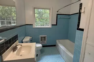 1429 Forestdale Dr, Mobile, AL 36618 - Photo 10