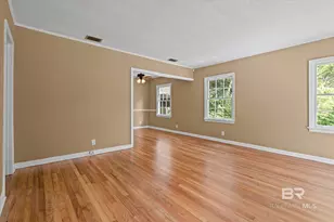 1429 Forestdale Dr, Mobile, AL 36618 - Photo 2