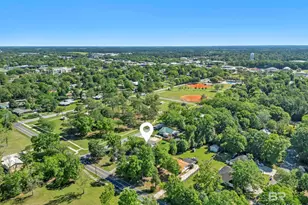 419 W Roosevelt Ave, Foley, AL 36535 - Photo 10