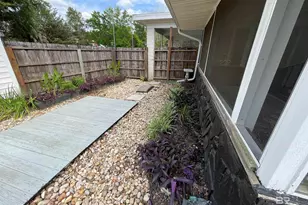 402 W Myrtle Ave, Foley, AL 36535 - Photo 6