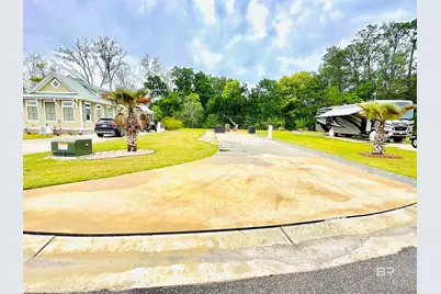 12477 Gateway Drive, Elberta, AL 36530 - Photo 1