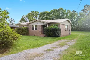 1062 N Magnolia St, Loxley, AL 36551 - Photo 4