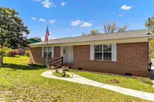 2067 Club House Dr, Lillian, AL 36549 - Photo 2