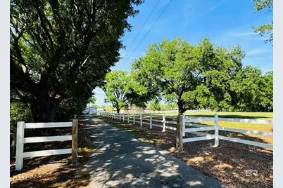13795 White Road, Silverhill, AL 36576 - Photo 4